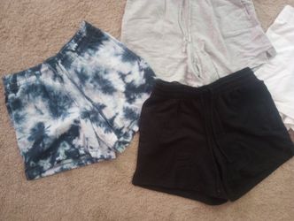 Women's Shorts Four Pairs Size Small