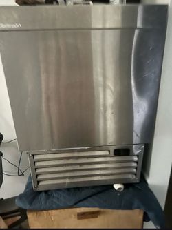 Glasstender frosted