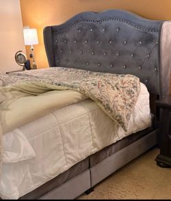 Beautiful Blue Upholstered Queen Size Bedframe and Tufted Headboard