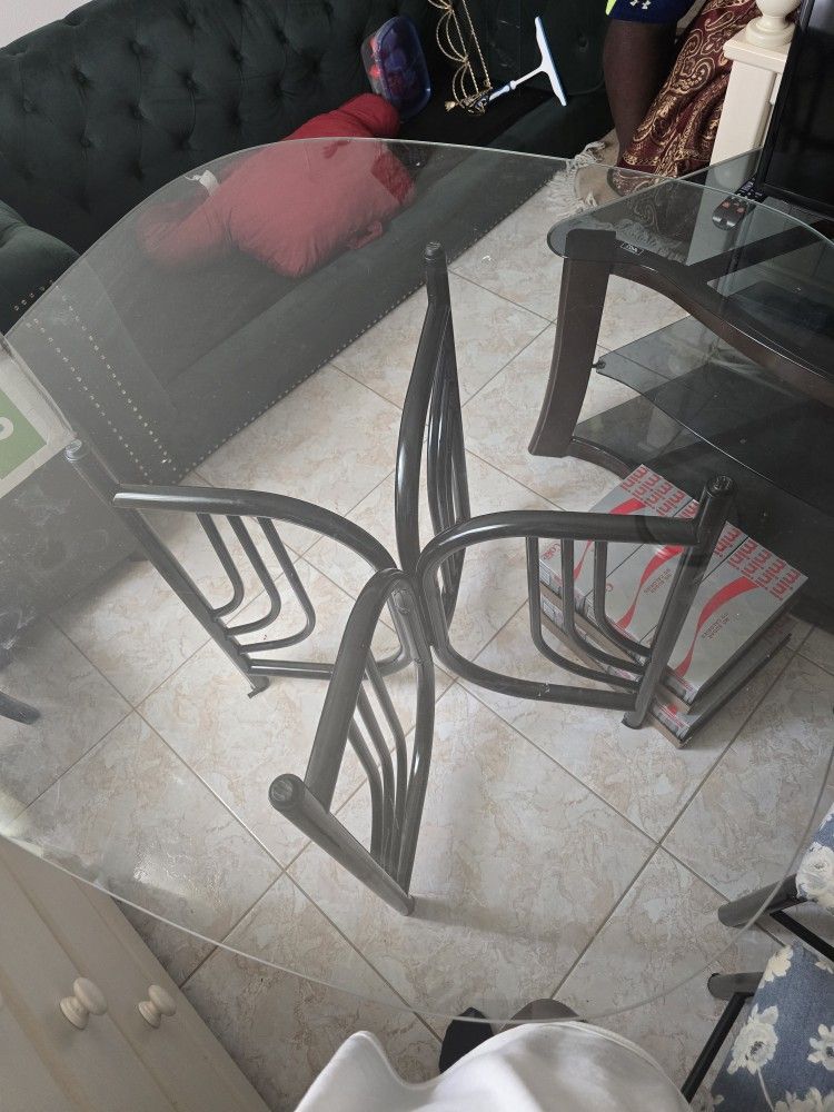 Dining Table And Chairs 