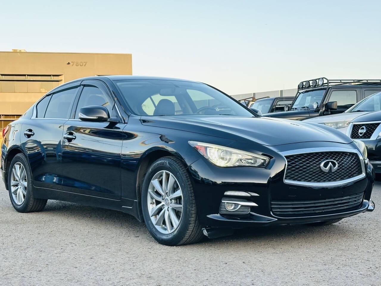 2016 INFINITI Q50