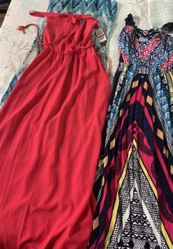 18 Juniors/womens deesses & 2 maxi skirts- either used once or still new with tags