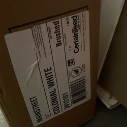 Vinyl Siding. Triple 3.  18 Pieces Total. Brand New. White