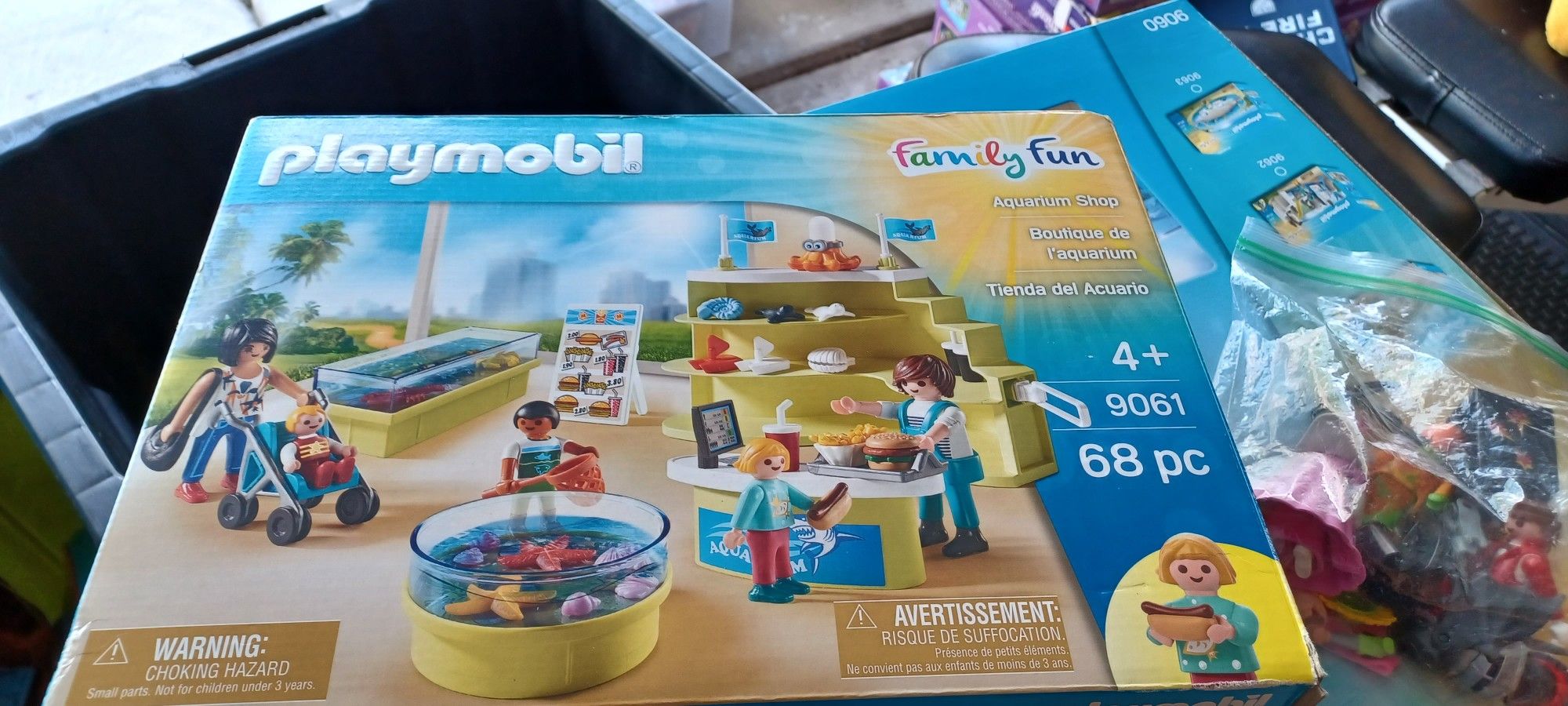 Playmobil #9061 Aquarium Shop