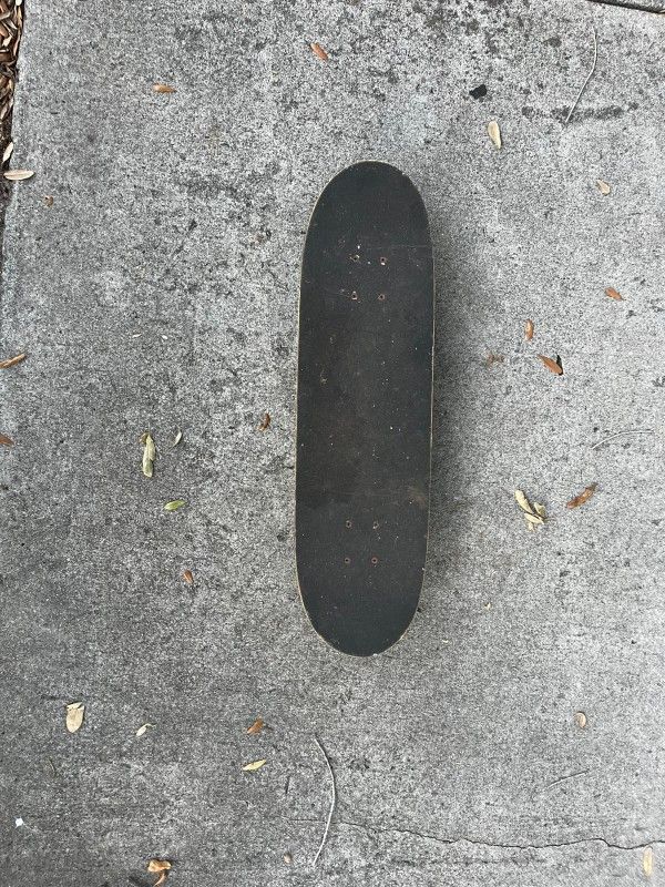 SpongeBob skateboard 2.5 ft 2010 Bravo Sports