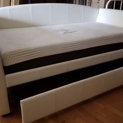 Double Twin Day Bed Set