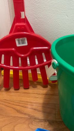 Beach toys