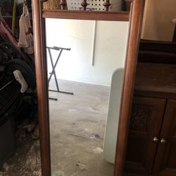 Entrance Mirror And Stand With Cabinet 