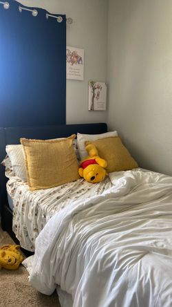 Full Size Bed
