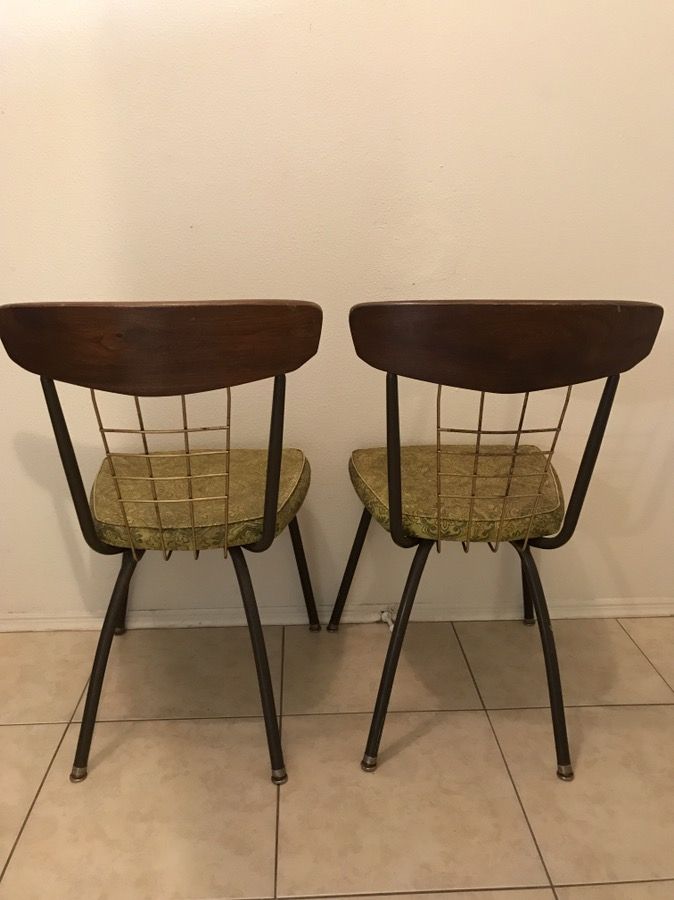 Set of 4 vintage HOWELL