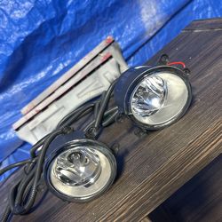 Fog lights For Toyota Prius 2012-14