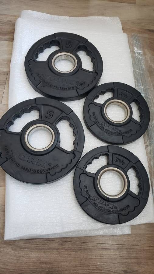 York Barbell Rubber Olympic Plates 2x2.5lb and 2x5lb (15lb total)

