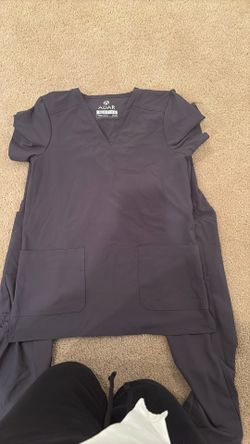 Women’s Scrub Set