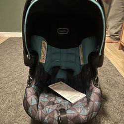 Evenflo Car seat