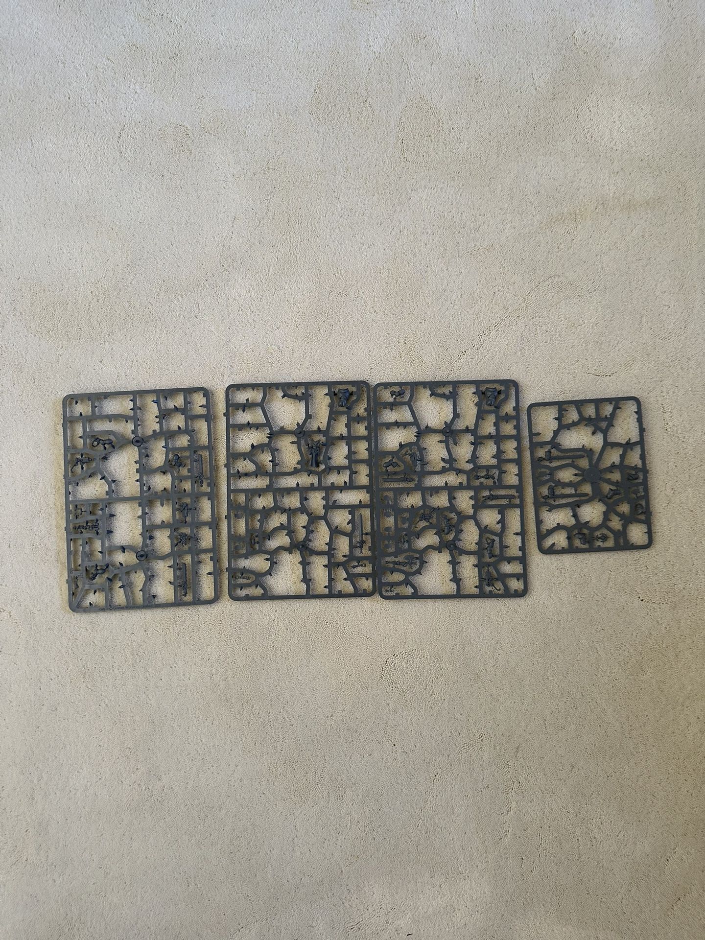 Warhammer 40k Black templar And Dark Angel Leftover Sprue