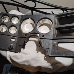 73-87 CHEVY TRUCK GMC K10 C10 K5 BLAZER SUBURBAN CLUSTER BEZEL 81 Black No Ac