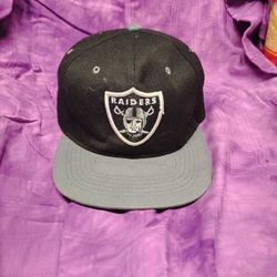 Vintage Oakland Raiders Hat
