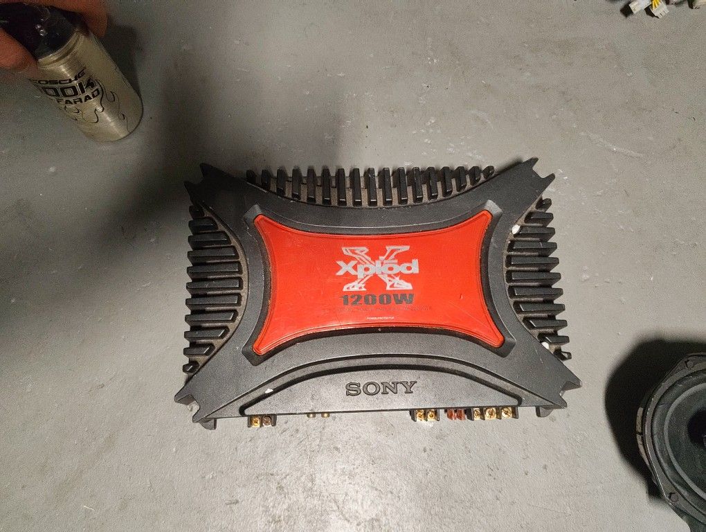 Sony Xplod 1200 Watt 2/1 Channel Amp