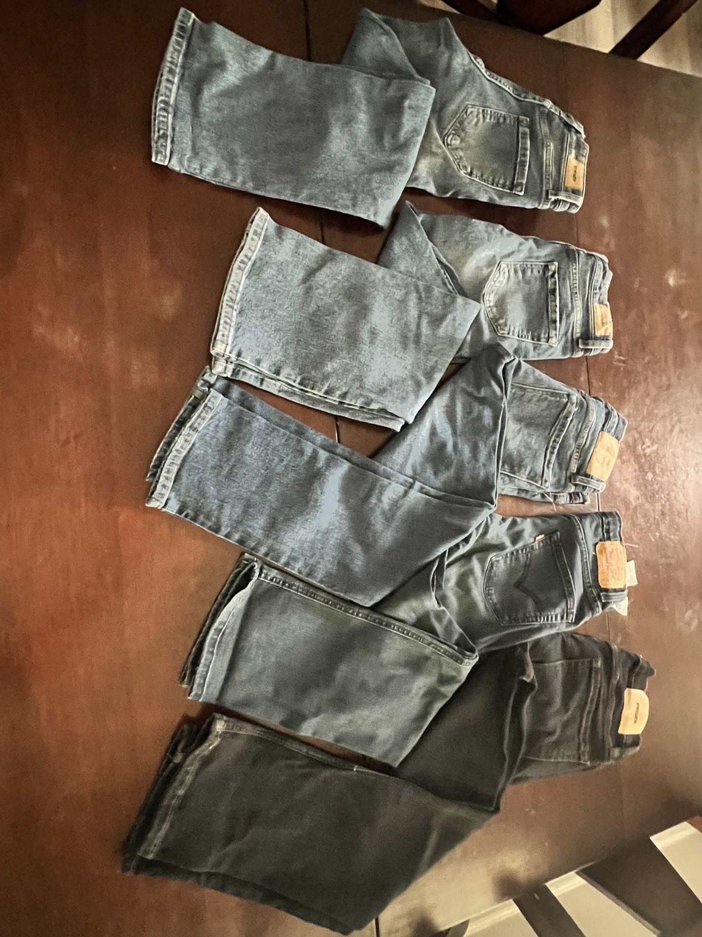 Boys Jeans 5 Jeans For $40