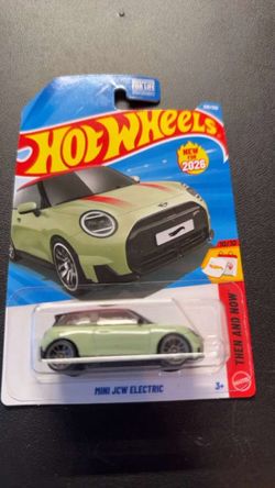Hot Wheels Mini JCW Electric