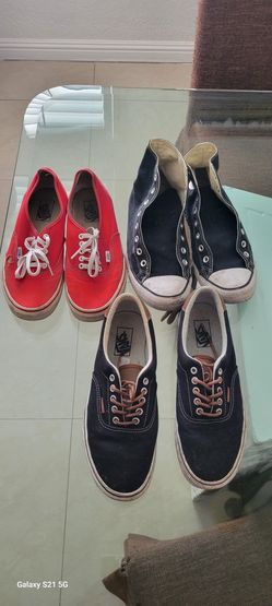 Zapatos Size 10. $10 CADA PAR
