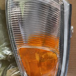 TYC 18-3068-00 Compatible with TOYOTA Camry Driver Side Replacement Parking Lamp