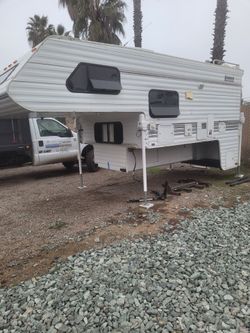 Lance truck camper