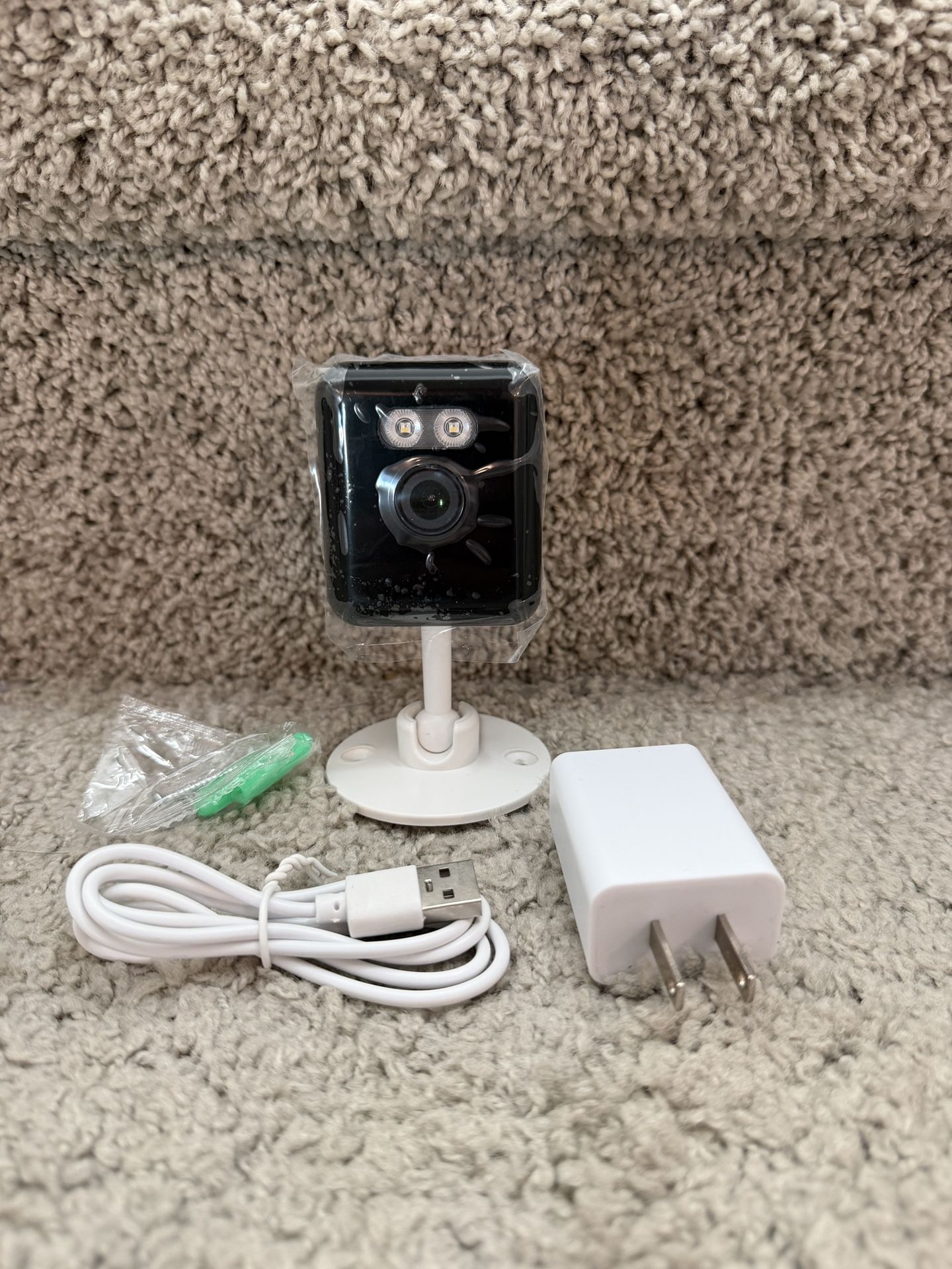 Brand New 3MP Outdoor Security Camera WiFi Camera