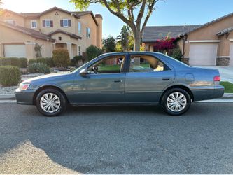 2000 Toyota Camry