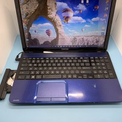 ..TOSHIBA SATÉLITE . .L855S….120 GB SSD...6.0 RAM . READY FOR CLASSES ON LINE OR WORK FROM HOME