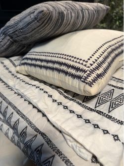 King Bedroom comforter set