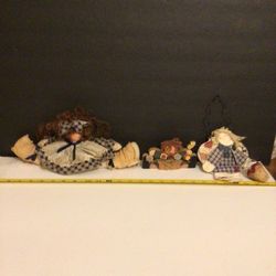 Primitive Grubby Dolls.