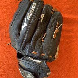 Mizuno GPL-1150 D2 11.5” Youth Baseball Softball Glove Right Hand