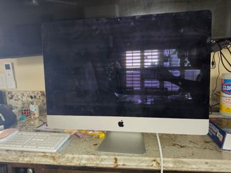 Mac Desktop 32 GB 27 inch
