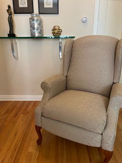 Small recliner
