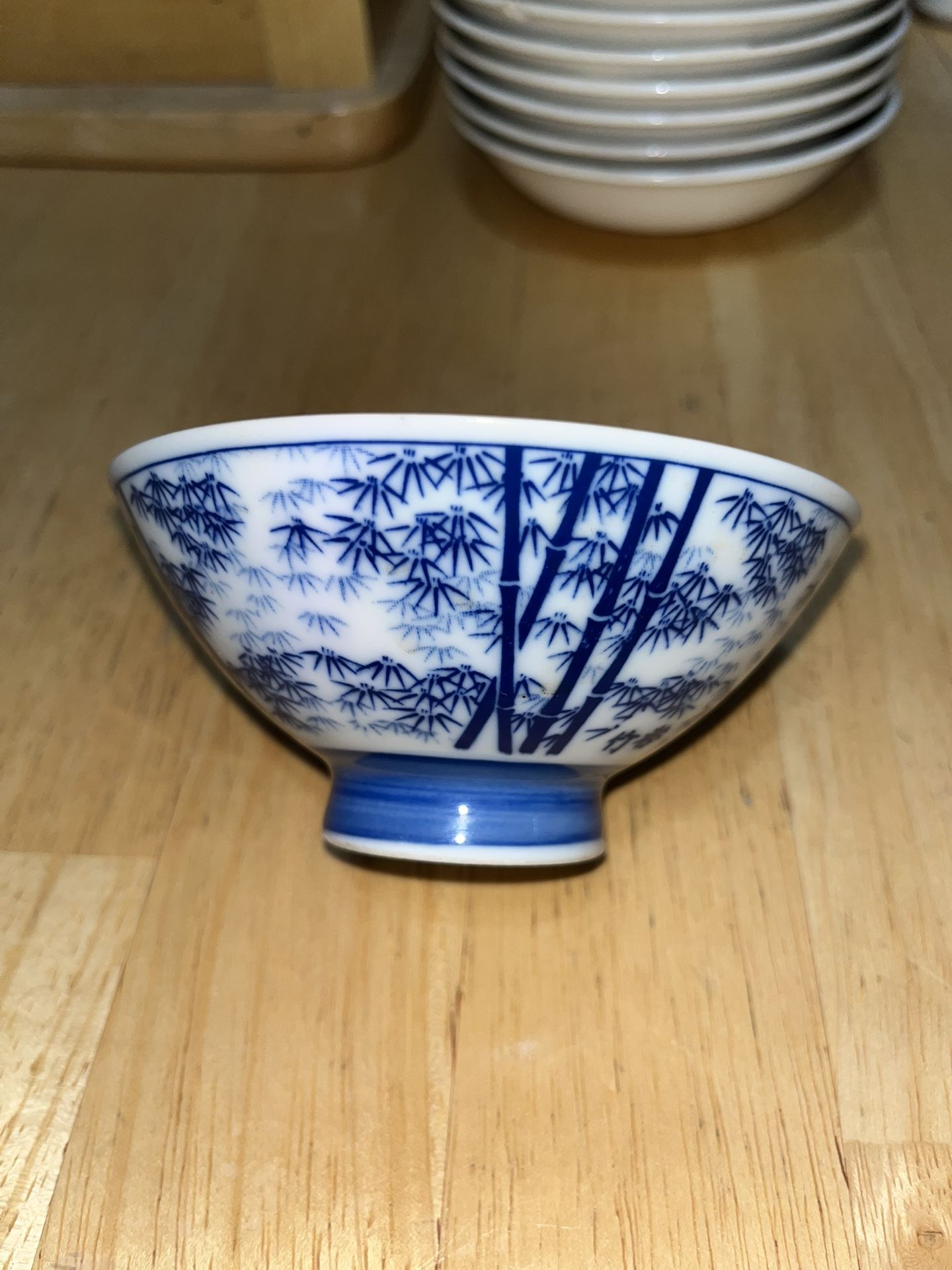VINTAGE ANTIQUE CHINESE PORCELAIN RICE BOWL BLUE AND WHITE