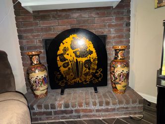 Pre-Owned Vintage Asian Fireplace Screen ONLY.