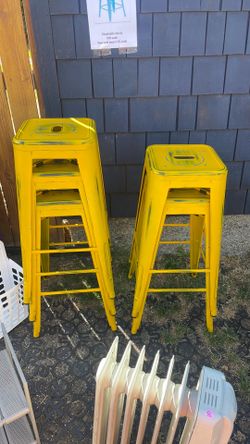 Stackable metal stools