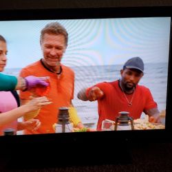 32 Inch Sony Tv Not Smart Tv. $50 Firm Price 