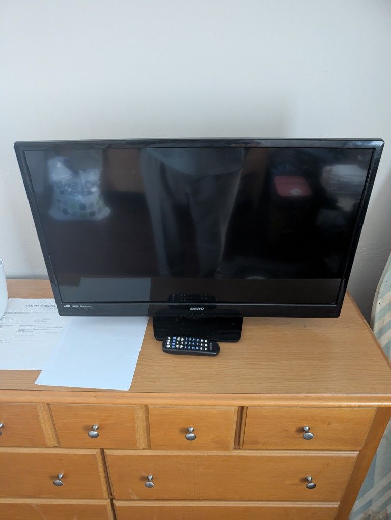 Sanyo 32" TV