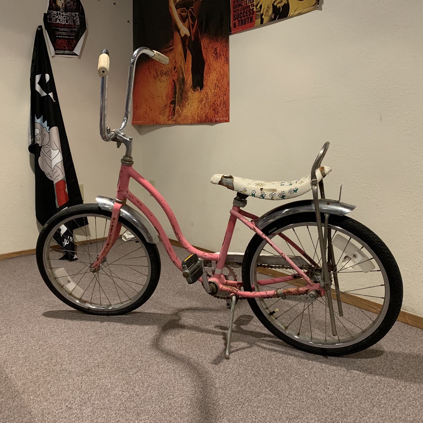 Vintage Schwinn Lil Chick Bike , Bicycle for Sale in Kennewick, WA