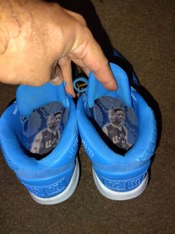 SIZE 10.5 Kobe A.D demar derozan LIMITED EDITION