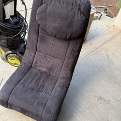 Gaming chair