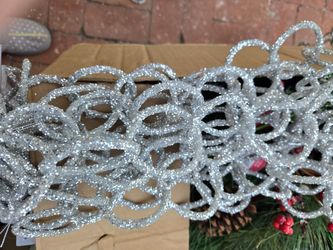 Christmas Garland $4