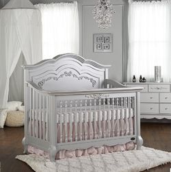 Convertible Crib to Toddler Bed & Dresser
