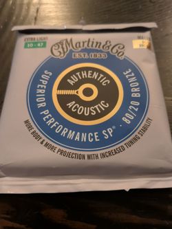 4 sets of Martin & CO extra light bronze acoustic guitar strings