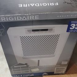Frigidaire High Efficiency 70 Pint Dehumidifier LIKE NEW!