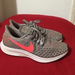 Air Zoom Pegasus 35 'Particle Rose' Woman’s Size 7.5