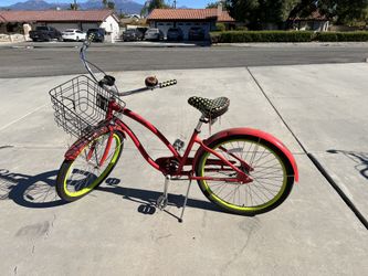 Electra Women’s Mountain Bike