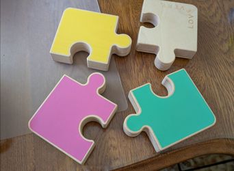 Lovevery Wooden puzzle & Threading bead kit